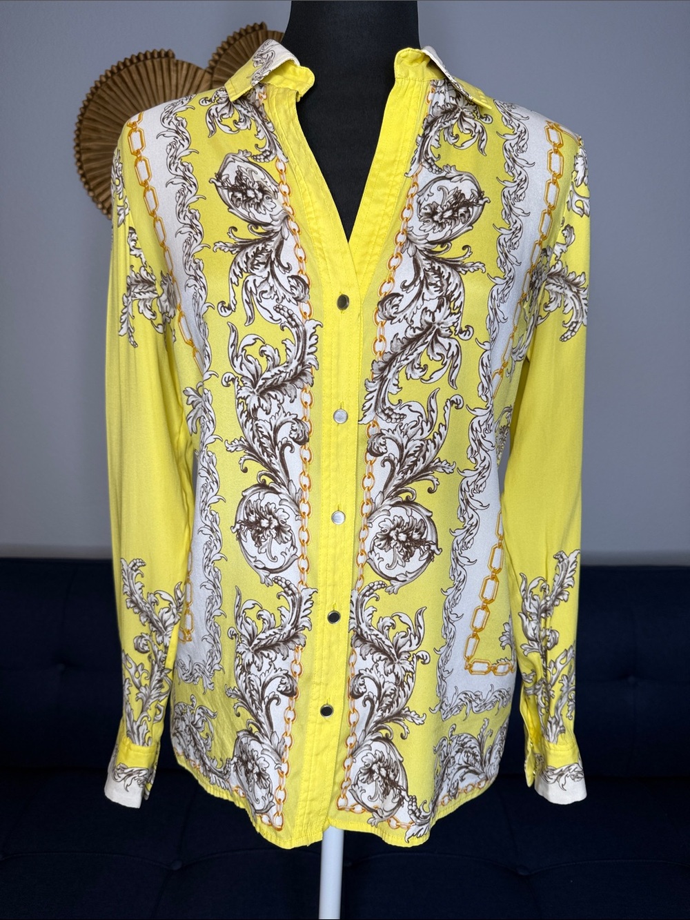 Cache Vintage Silk Floral Leaf Chain Print equestrian Button-Up Maximalism Shirt